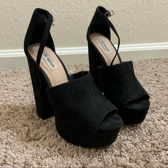 Barely Worn Size 8 Steve Madden Heels - Picture 4 of 5